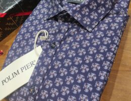 „Polim Pier Herrenhemd in Slimfit, dunkelblau mit kleinem Blumenmuster, hochwertige Baumwolle mit Elastan.“