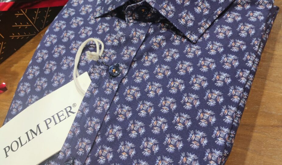 „Polim Pier Herrenhemd in Slimfit, dunkelblau mit kleinem Blumenmuster, hochwertige Baumwolle mit Elastan.“